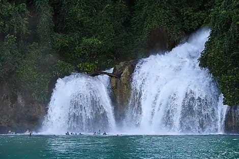 5 Oct 25 - Kitikiti Waterfall, Mommon