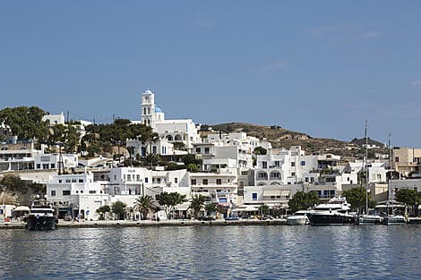 8 Juil 26 - Adamas, Milos