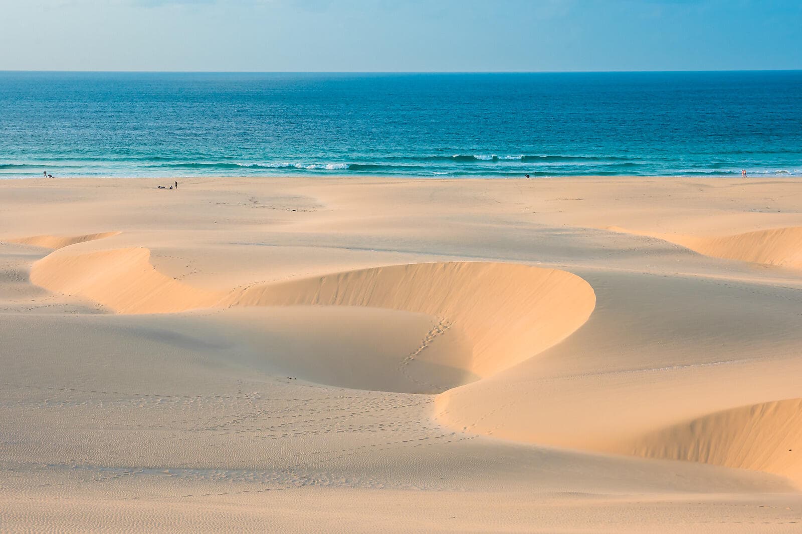 Entre volcans et océan, du Cap Vert aux Canaries  