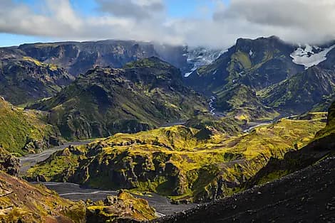 ISLANDE ENTRE PLAGES DE SABLE NOIR ET GLACE (4 NUITS)