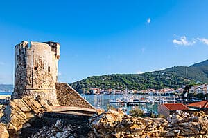 Panorama de l'ouest de l'île d'Elbe